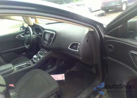 2015 Chrysler 200 Limited из США, поврежденный, VIN 1C3CCCAB3FN653170